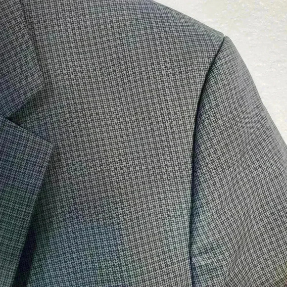 Hugo Boss Mens Made In USA 100% Virgin Wool Gray 2 Buttton Blazer Jacket Sz 46L - Picture 3 of 9